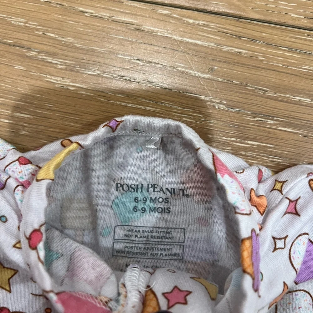 Posh Peanut ruffle butt onesie - size 6-9m - Picture 3 of 4